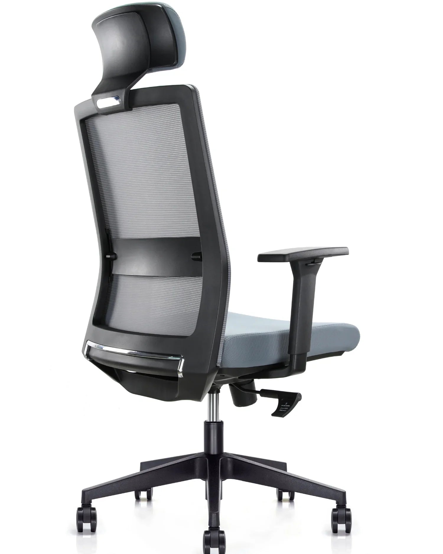 Perspectiva trasera de la silla de oficina Benessere gris, mostrando su cabecero ajustable