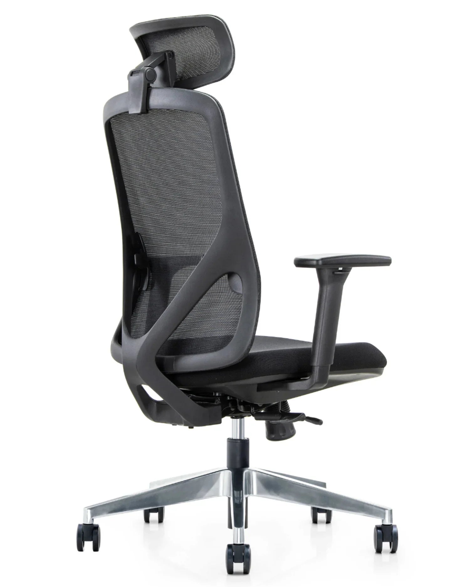 Vista en ángulo posterior de la silla gerencial Placidita Plus negra